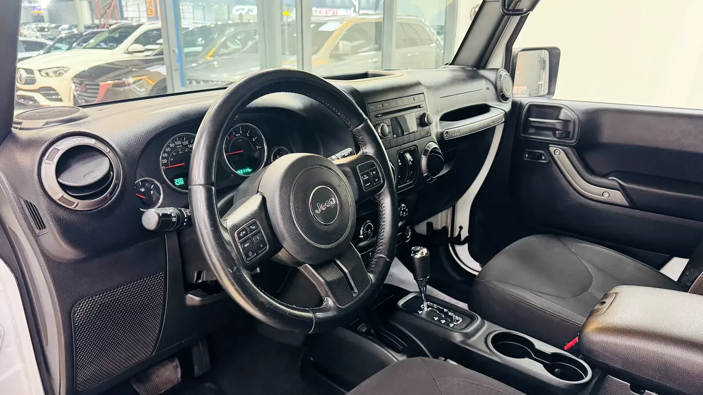 Jeep Wrangler 3.6 AT (286 حصان) - 10
