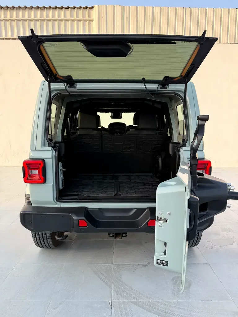 Jeep Wrangler 3.6 AT 4WD (290 حصان) - 20