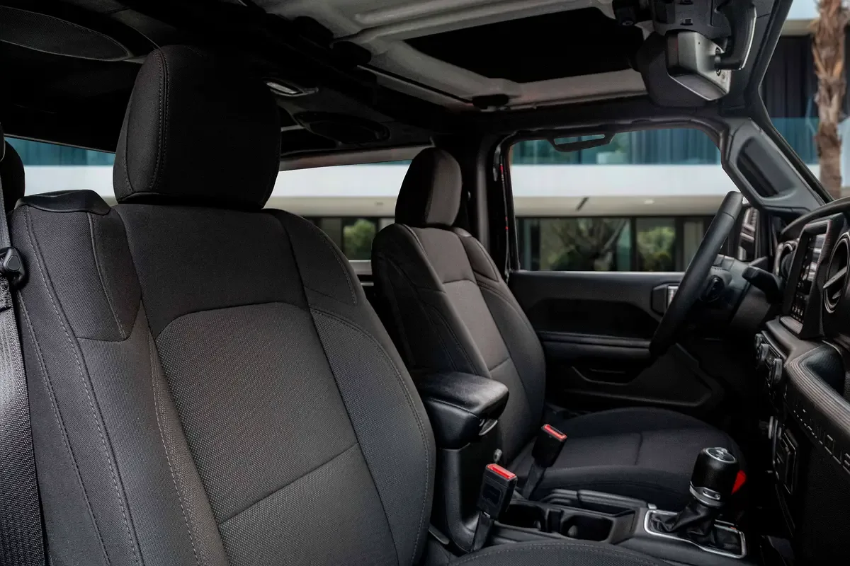 Jeep Wrangler 3.6 AT 4WD (290 hp) - 11