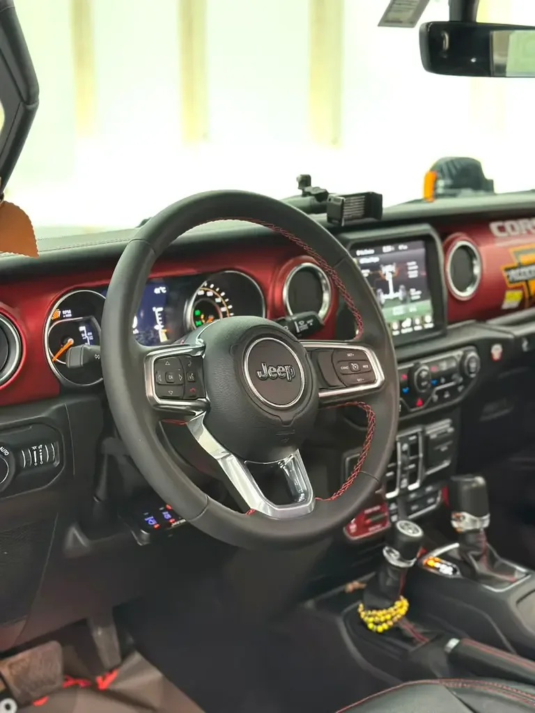 Jeep Wrangler 3.6 AT 4WD (290 hp) - 10