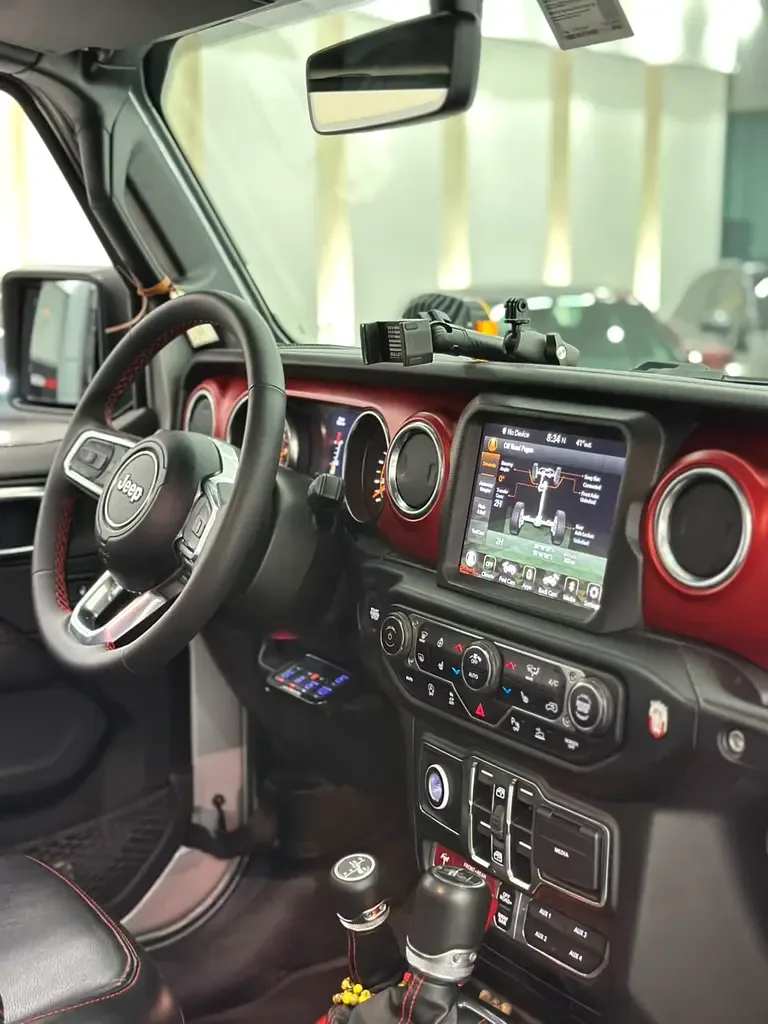 Jeep Wrangler 3.6 AT 4WD (290 hp) - 11