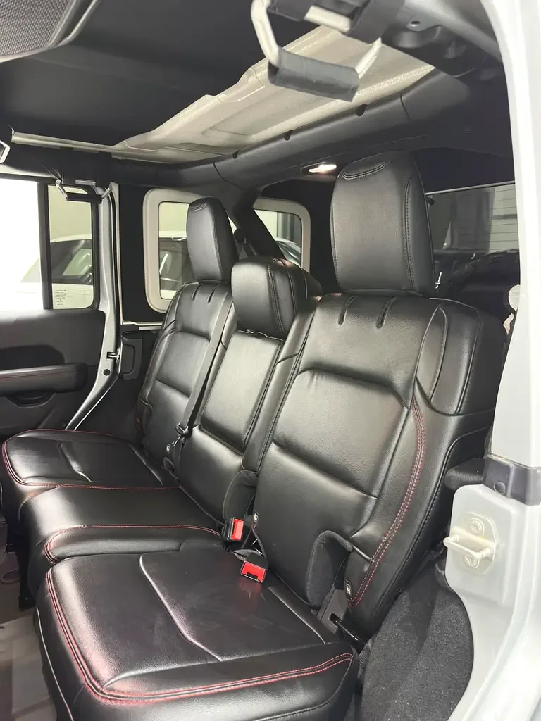 Jeep Wrangler 3.6 AT 4WD (290 hp) - 18