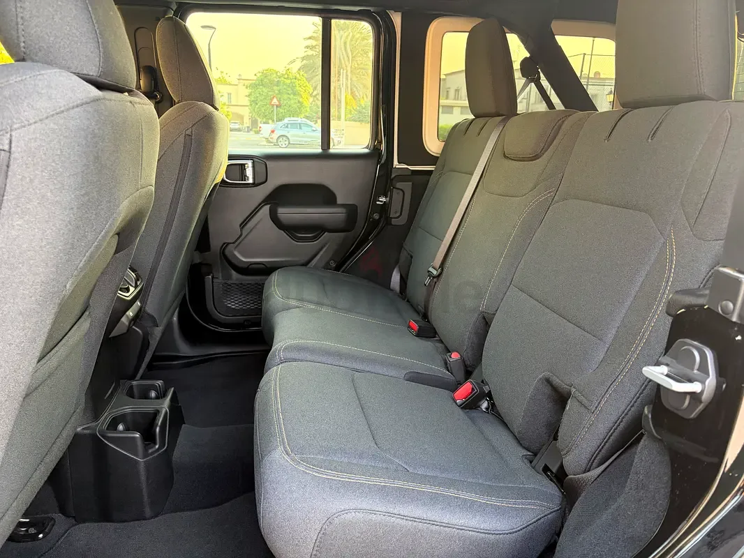 Jeep Wrangler 3.6 AT 4WD (290 hp) - 13