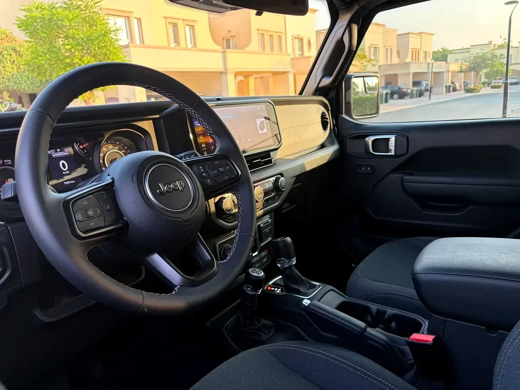 Jeep Wrangler 3.6 AT 4WD (290 hp) - 17