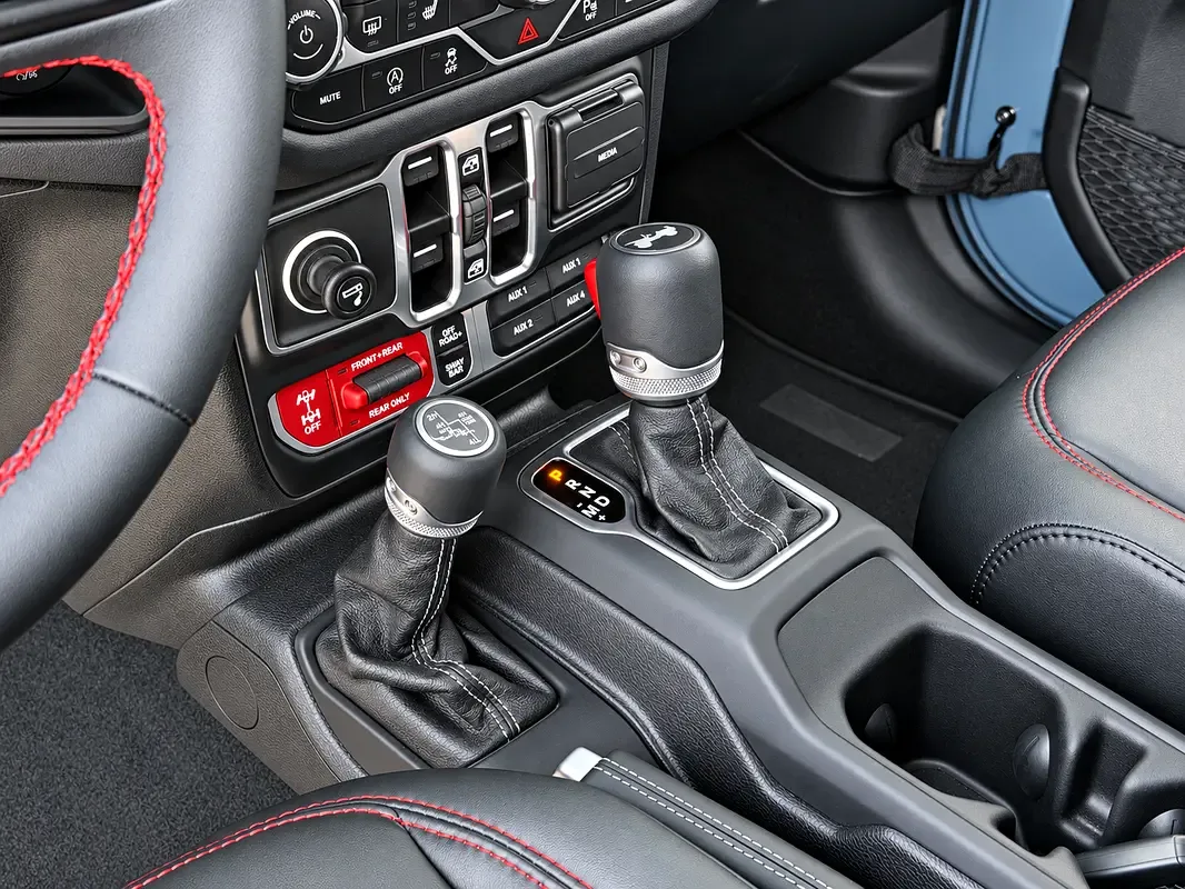 Jeep Wrangler 3.6 AT 4WD (290 hp) - 8