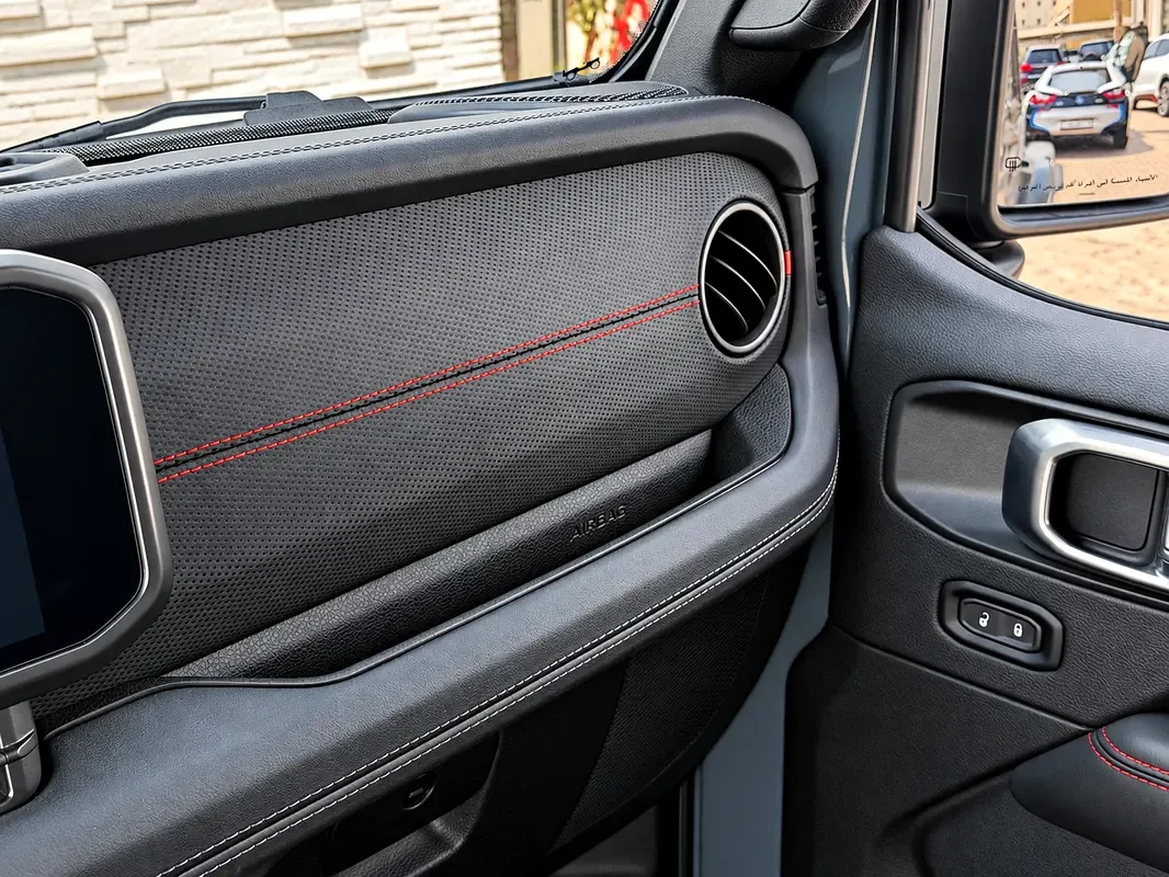 Jeep Wrangler 3.6 AT 4WD (290 hp) - 12
