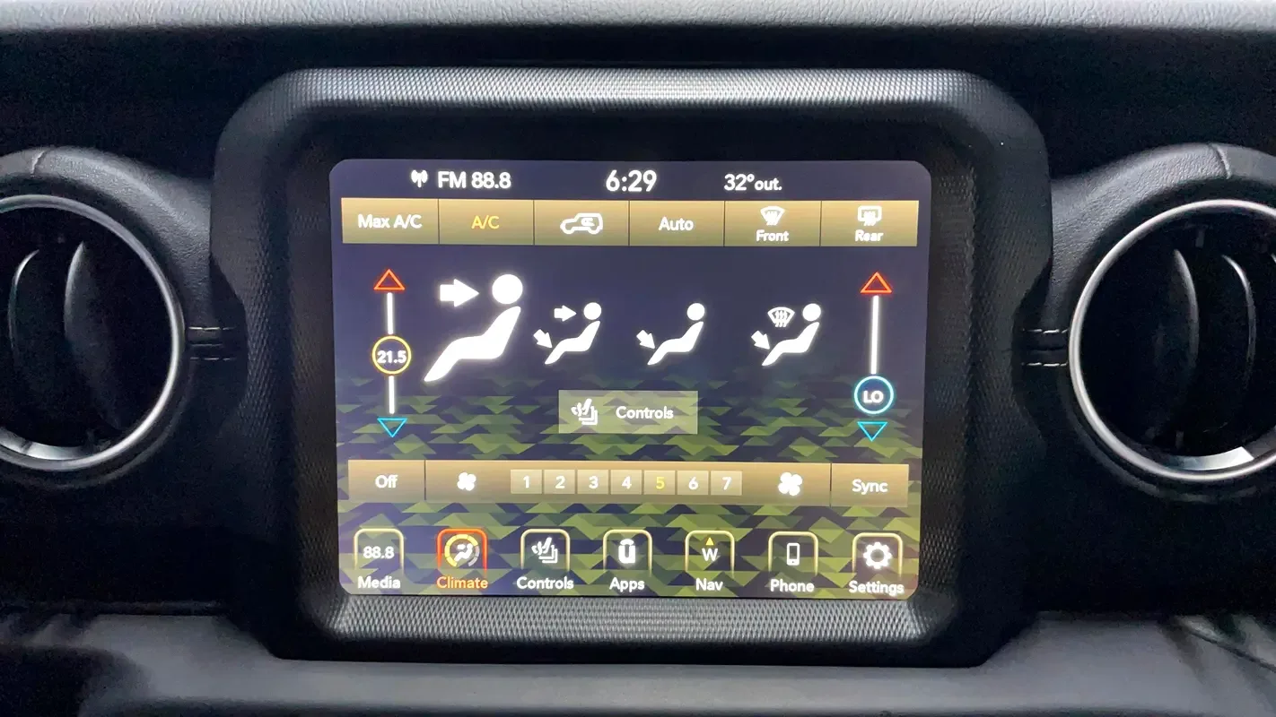 Jeep Wrangler 3.6 AT 4WD (290 حصان) - 8