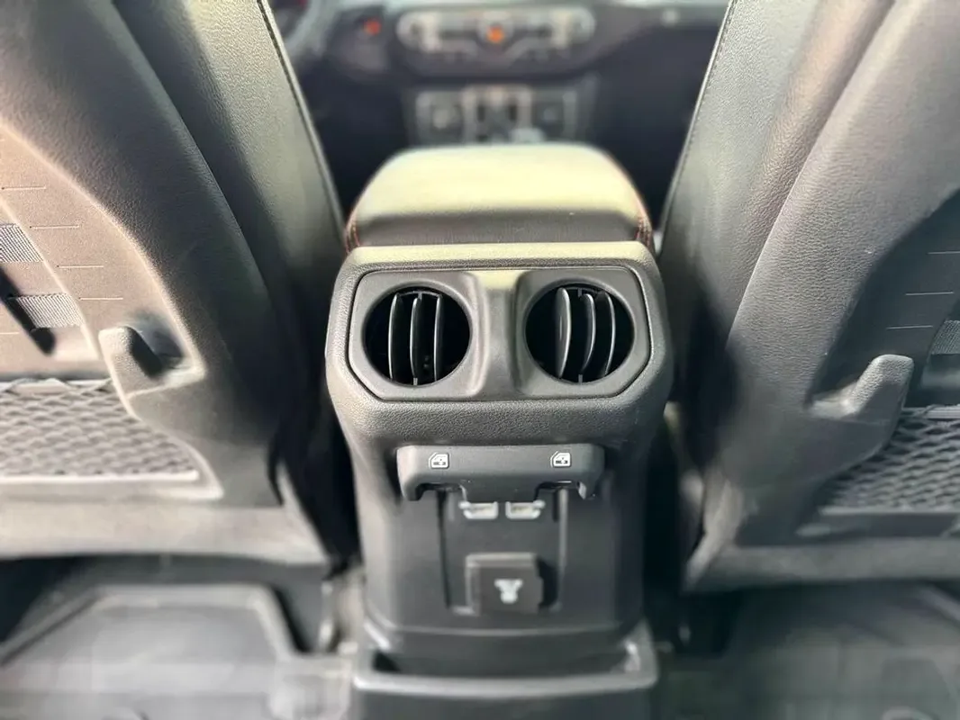 Jeep Wrangler 3.6 AT AWD (285 hp) - 18