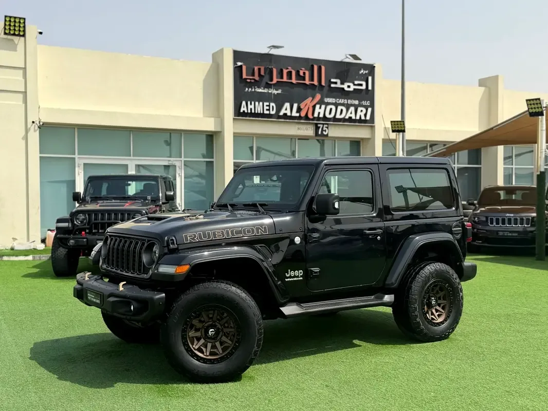 Jeep Wrangler 3.6 AT AWD (285 حصان)