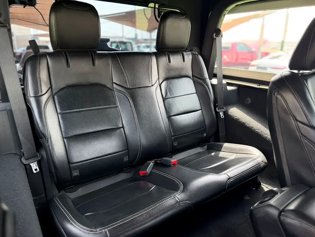 Jeep Wrangler 3.6 AT AWD (285 حصان) - 12