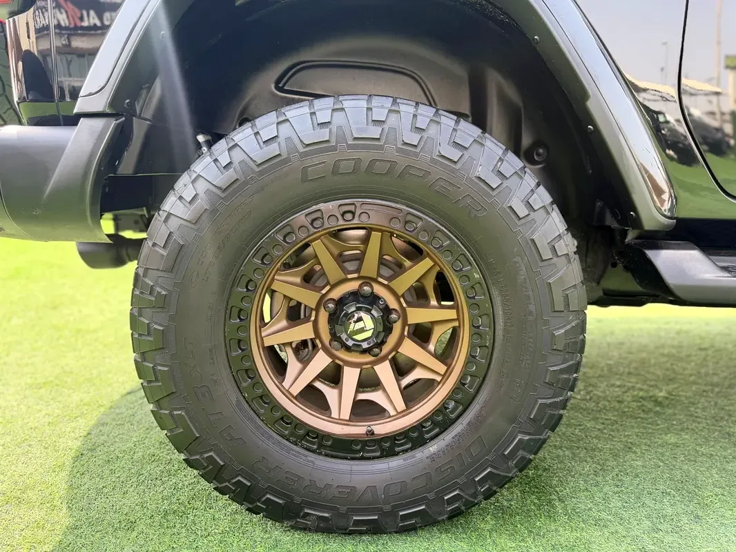 Jeep Wrangler 3.6 AT AWD (285 حصان) - 17