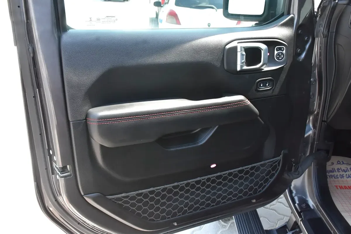 Jeep Wrangler 3.6 AT AWD (285 hp) - 13