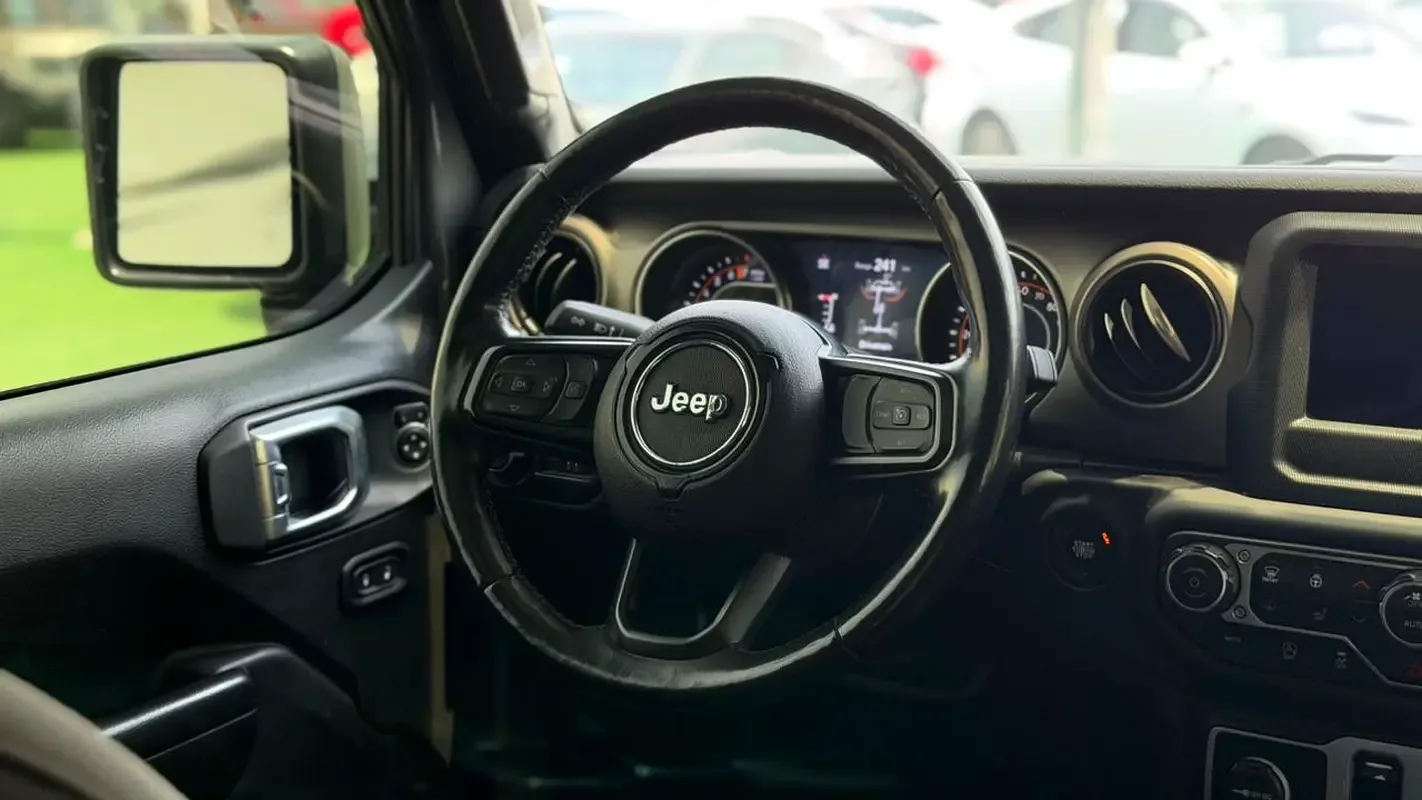 Jeep Wrangler 3.6 AT AWD (285 hp) - 11