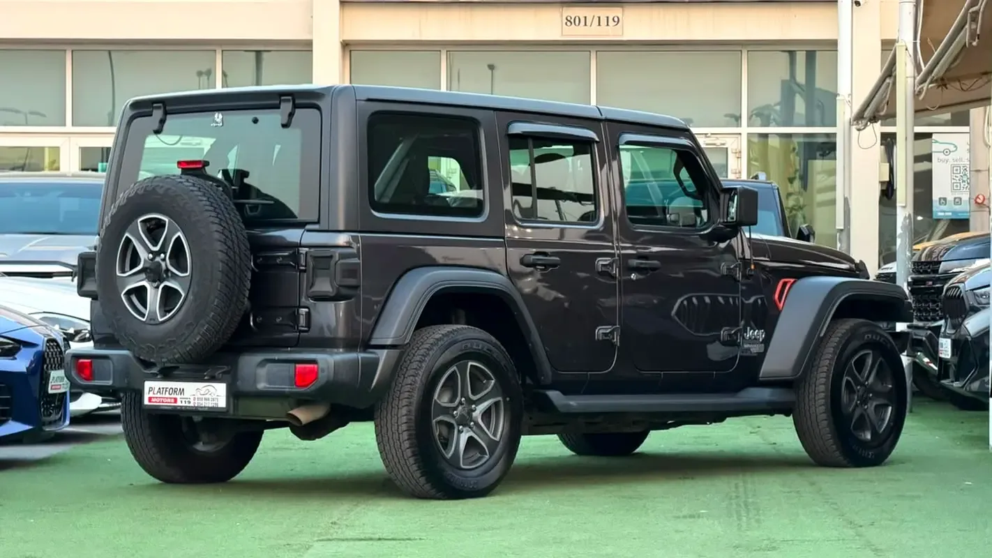 Jeep Wrangler 3.6 AT AWD (285 حصان) - 3