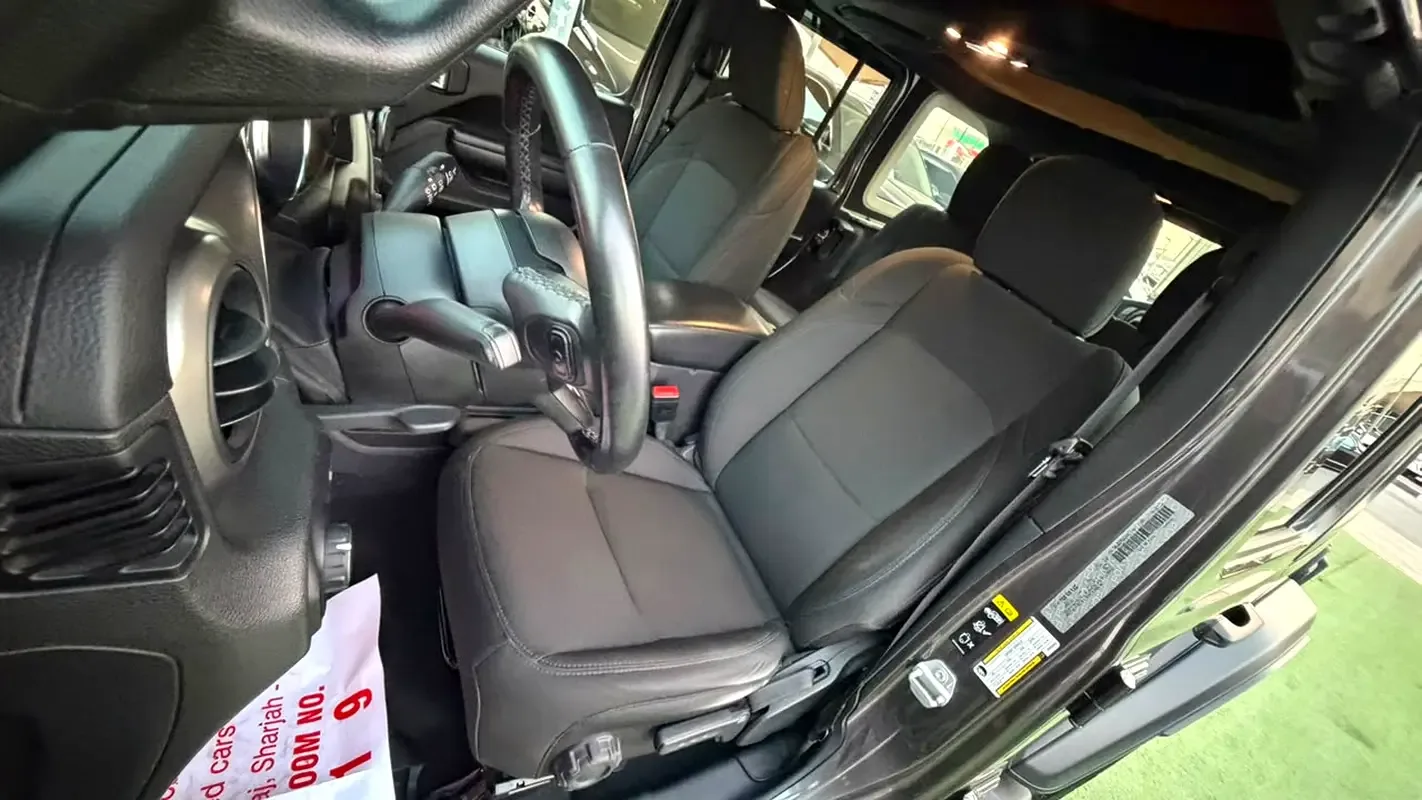 Jeep Wrangler 3.6 AT AWD (285 حصان) - 10