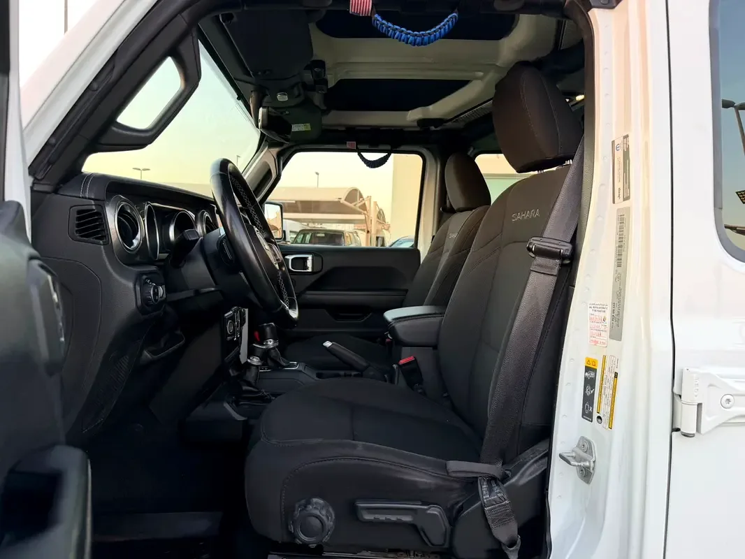 Jeep Wrangler 3.6 AT AWD (285 حصان) - 8