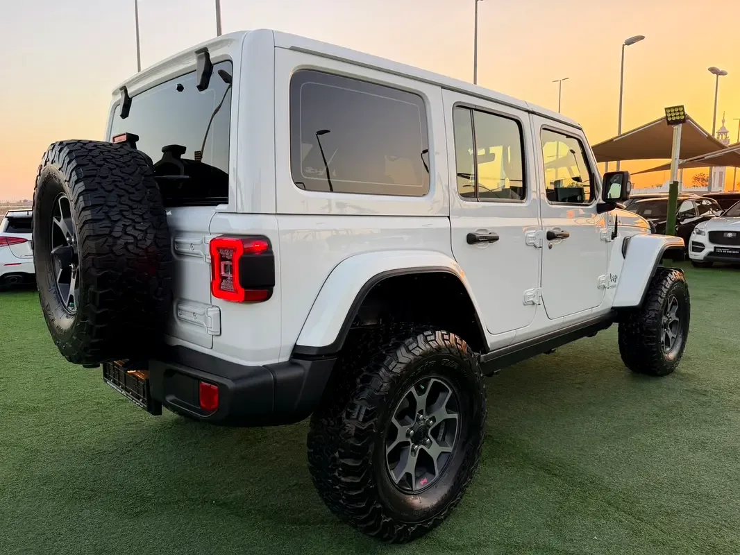 Jeep Wrangler 3.6 AT AWD (285 حصان) - 5