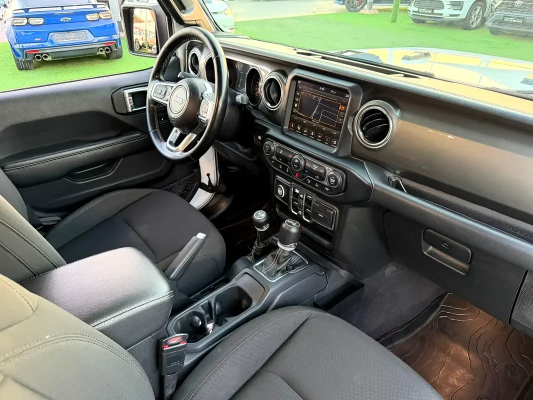 Jeep Wrangler 3.6 AT AWD (285 حصان) - 17