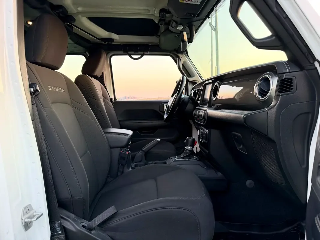 Jeep Wrangler 3.6 AT AWD (285 حصان) - 15