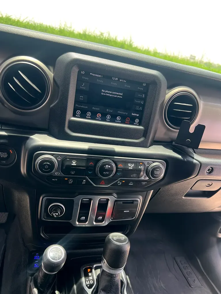 Jeep Wrangler 3.6 AT AWD (285 حصان) - 12
