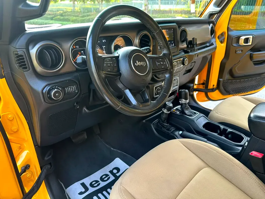 Jeep Wrangler 3.6 AT AWD (285 hp) - 8