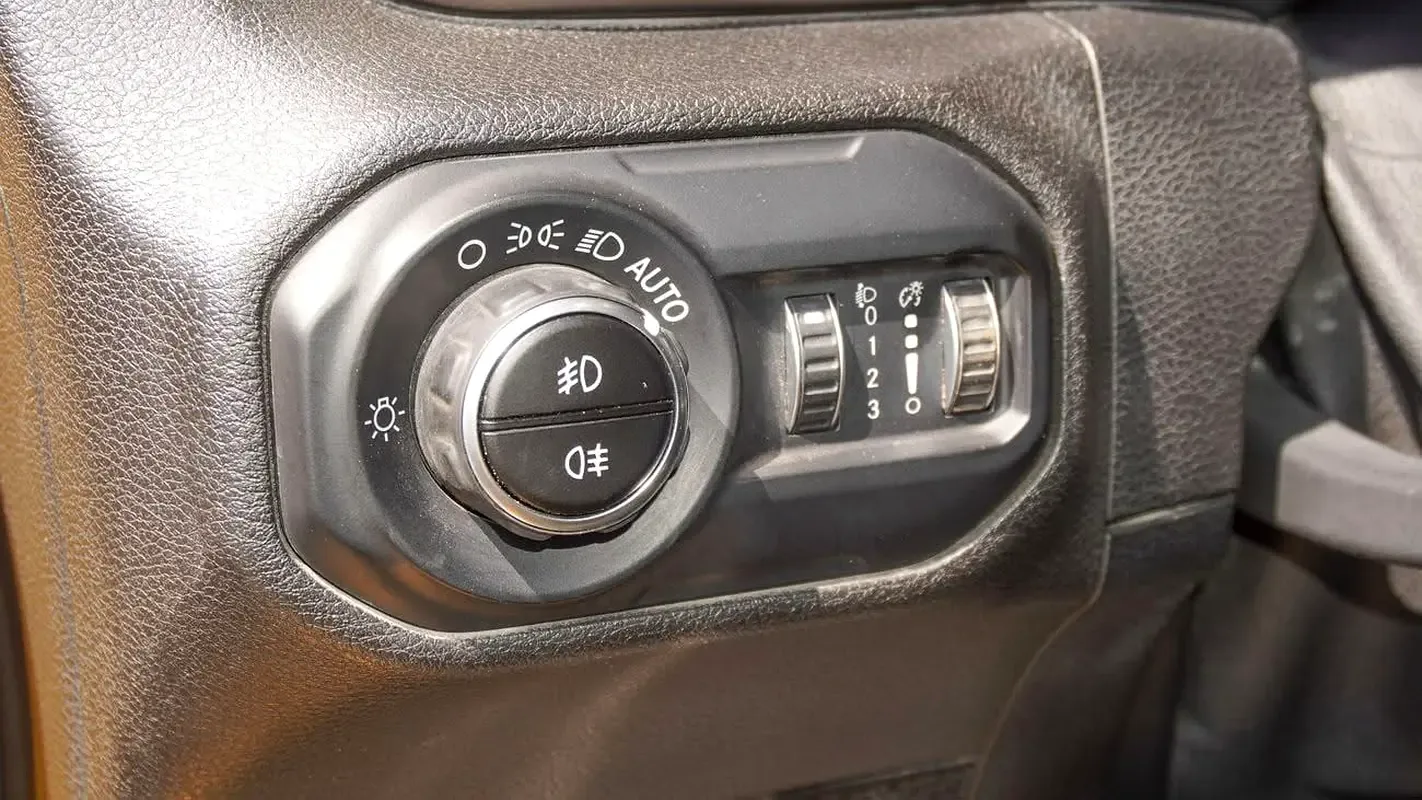 Jeep Wrangler 3.6 AT AWD (285 hp) - 11