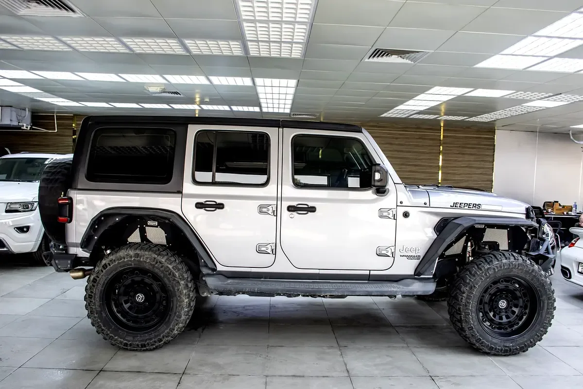 Jeep Wrangler 3.6 AT AWD (285 حصان) - 4