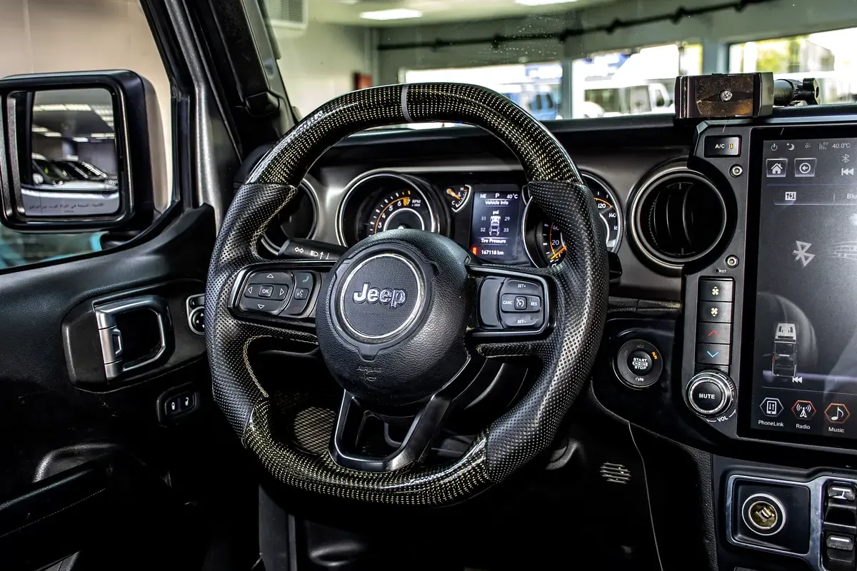 Jeep Wrangler 3.6 AT AWD (285 حصان) - 11