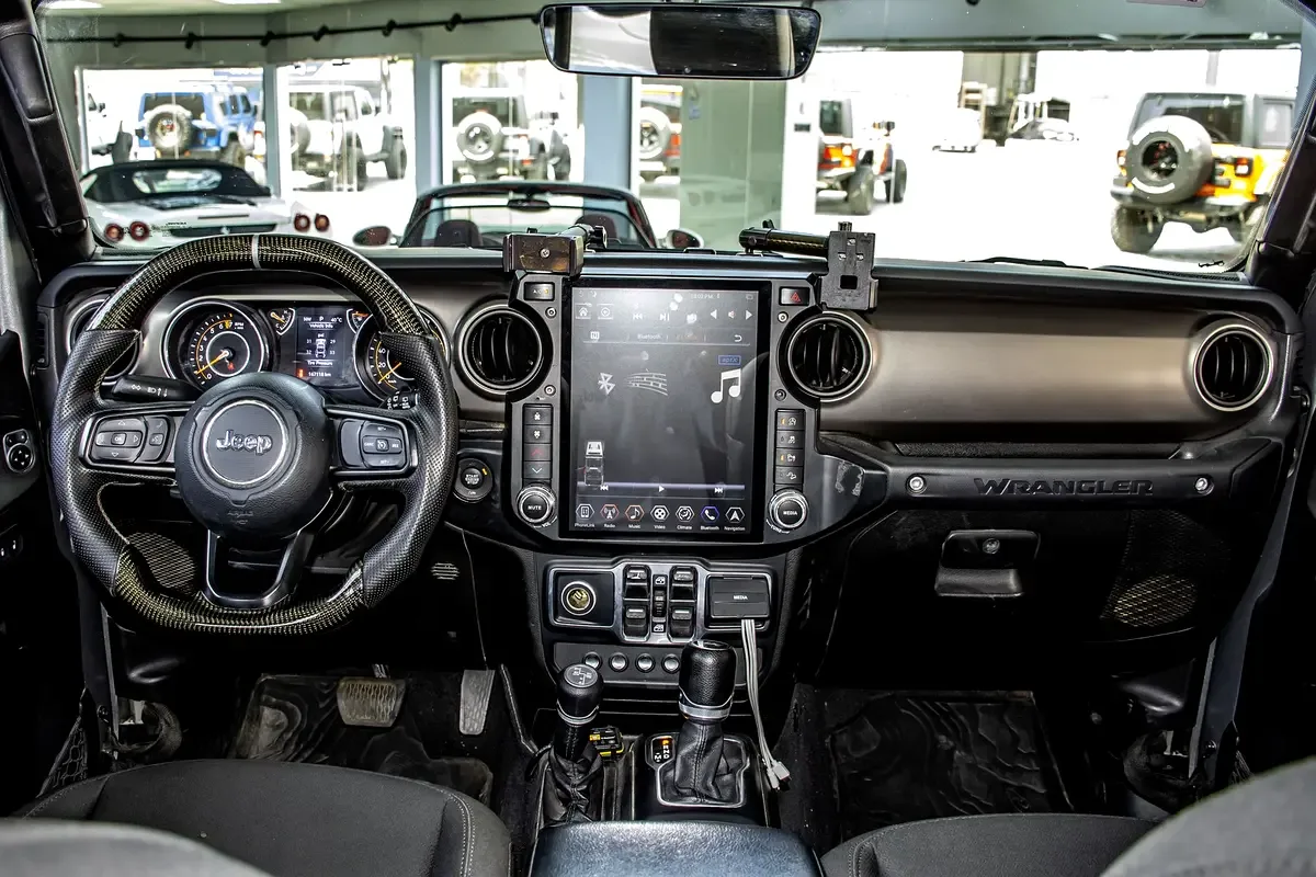 Jeep Wrangler 3.6 AT AWD (285 حصان) - 16
