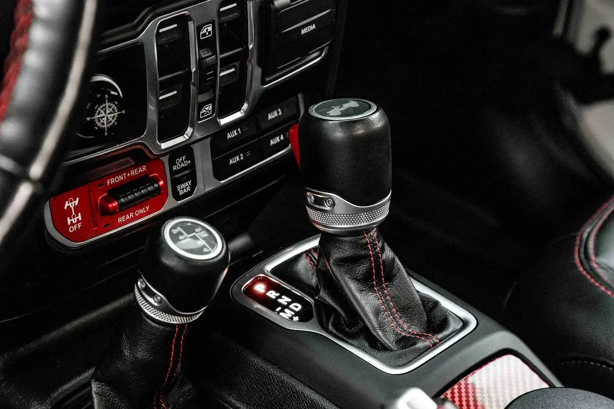 Jeep Wrangler 3.6 AT AWD (285 hp) - 10