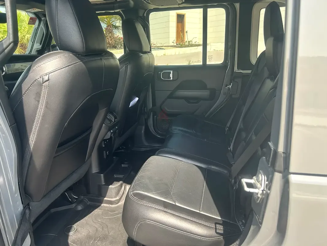Jeep Wrangler 3.6 AT AWD (285 hp) - 6