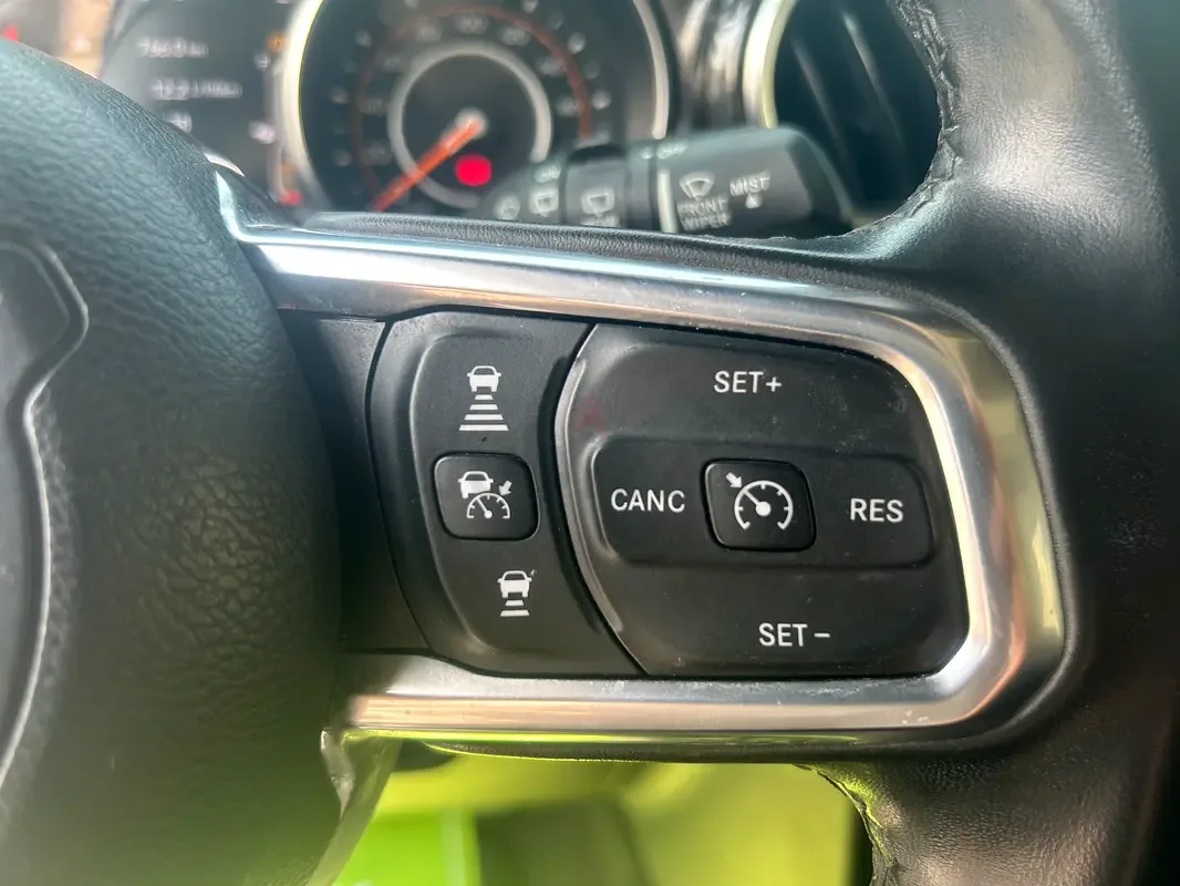 Jeep Wrangler 3.6 AT AWD (285 hp) - 10