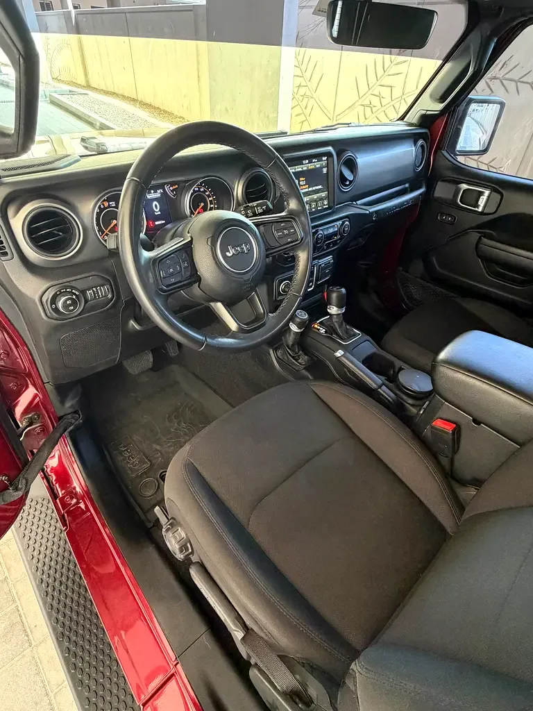 Jeep Wrangler 3.6 AT AWD (285 حصان) - 7