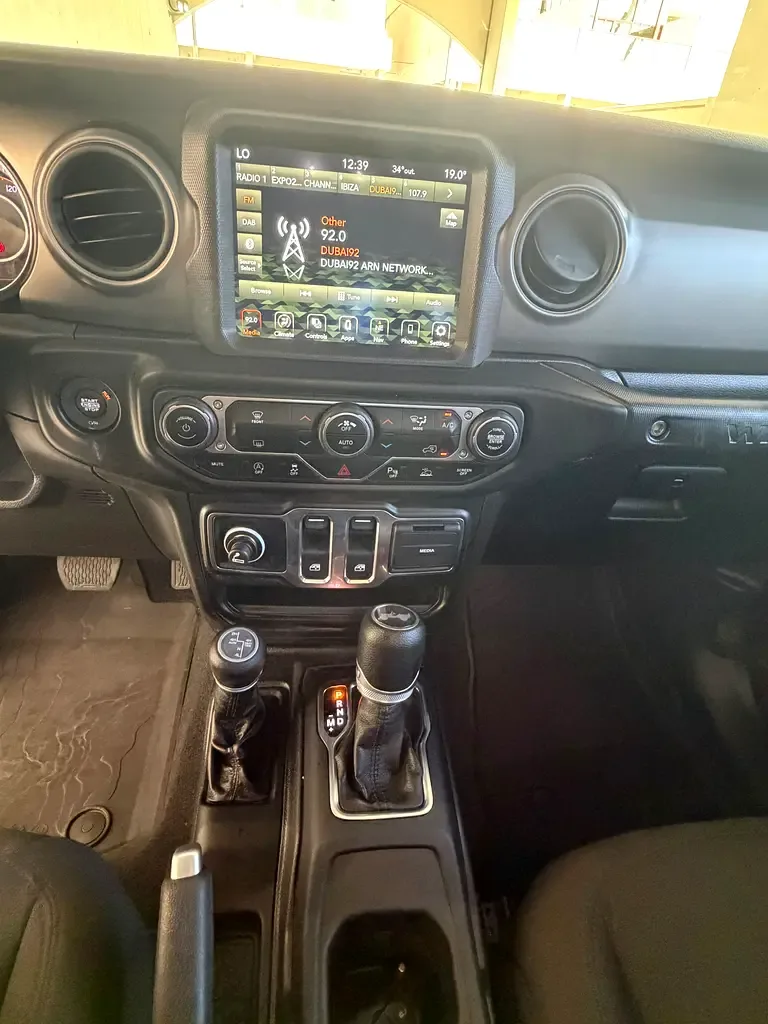 Jeep Wrangler 3.6 AT AWD (285 حصان) - 10