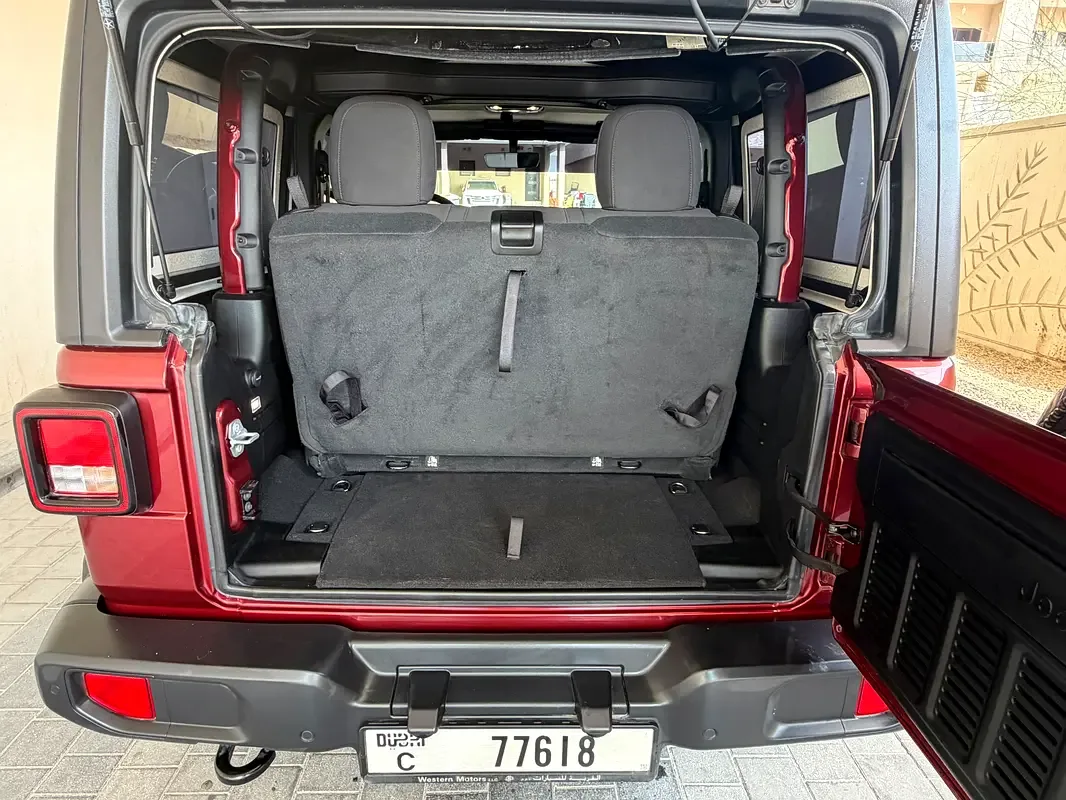 Jeep Wrangler 3.6 AT AWD (285 حصان) - 11