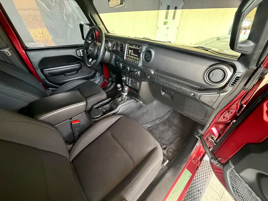 Jeep Wrangler 3.6 AT AWD (285 حصان) - 15