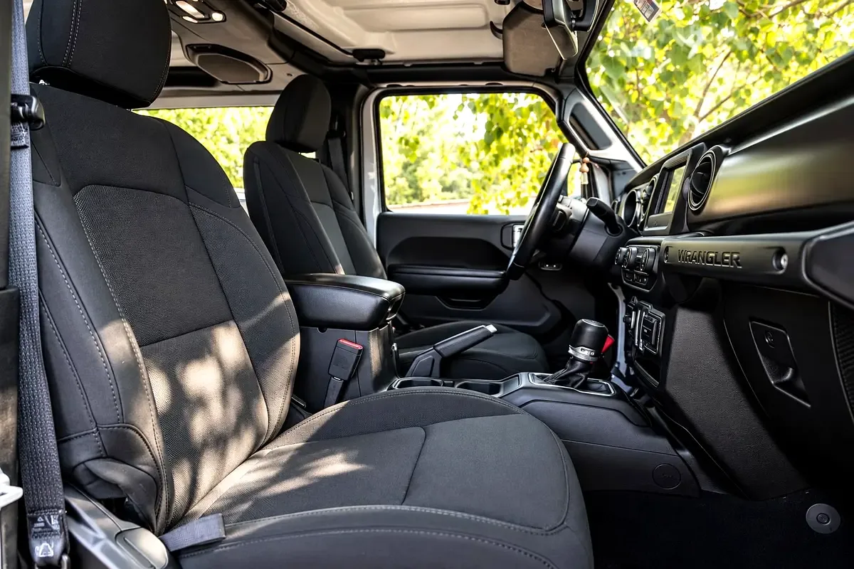 Jeep Wrangler 3.6 AT AWD (285 hp) - 8