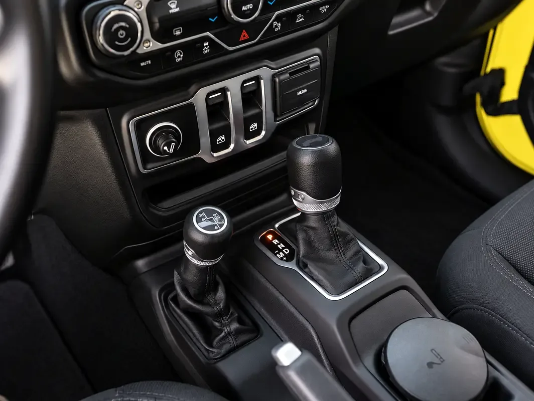 Jeep Wrangler 3.6 AT AWD (285 hp) - 10