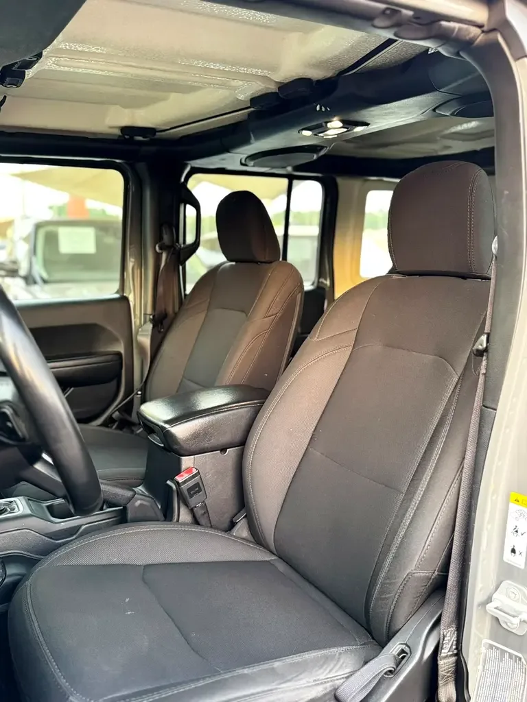 Jeep Wrangler 3.6 AT AWD (285 حصان) - 10