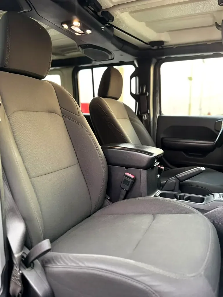 Jeep Wrangler 3.6 AT AWD (285 حصان) - 13