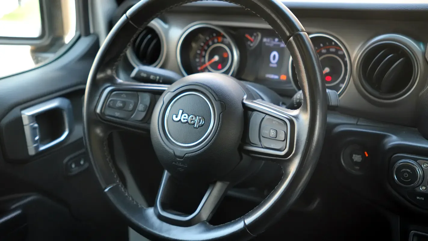 Jeep Wrangler 3.6 AT AWD (285 hp) - 10