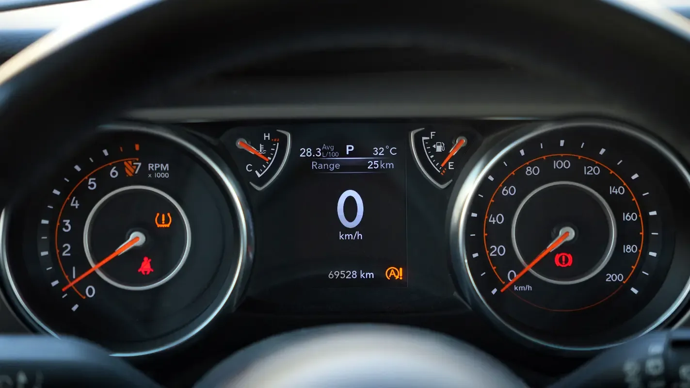 Jeep Wrangler 3.6 AT AWD (285 hp) - 9