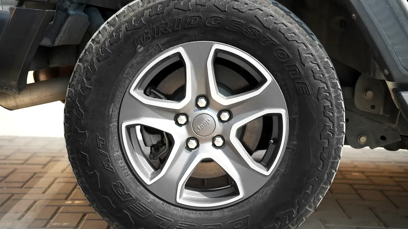 Jeep Wrangler 3.6 AT AWD (285 hp) - 20