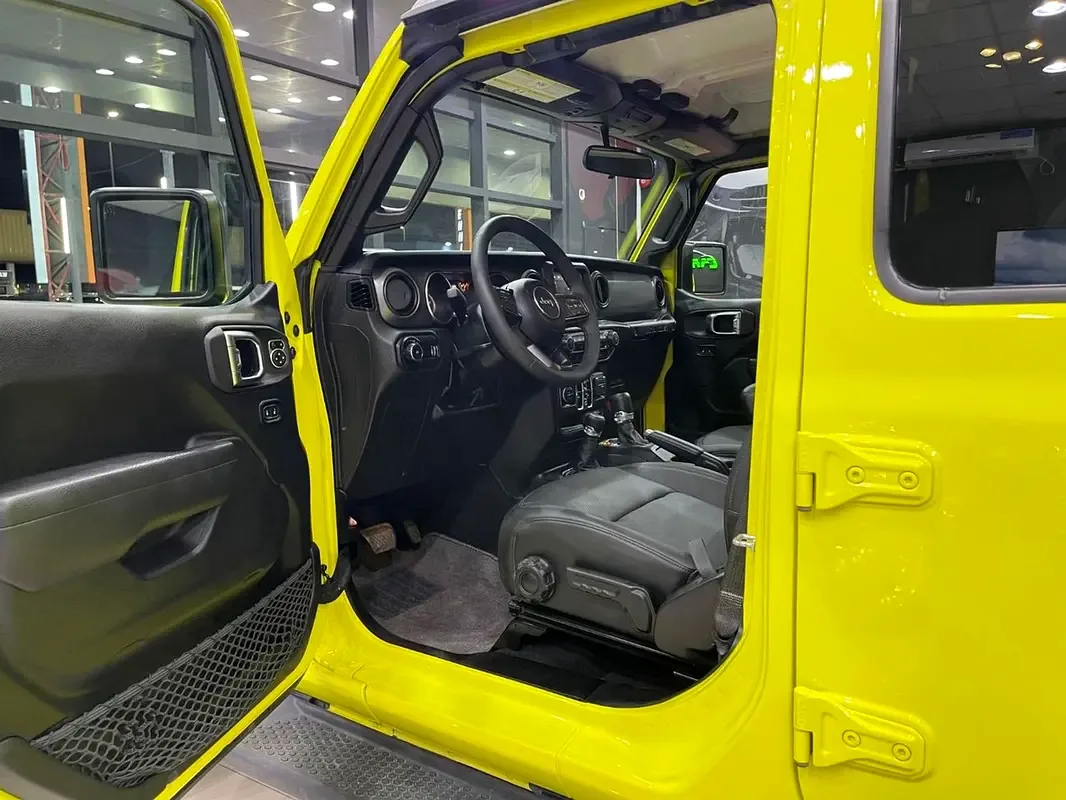 Jeep Wrangler 3.6 AT AWD (290 hp) - 10