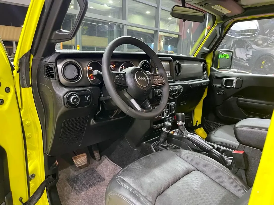 Jeep Wrangler 3.6 AT AWD (290 hp) - 11