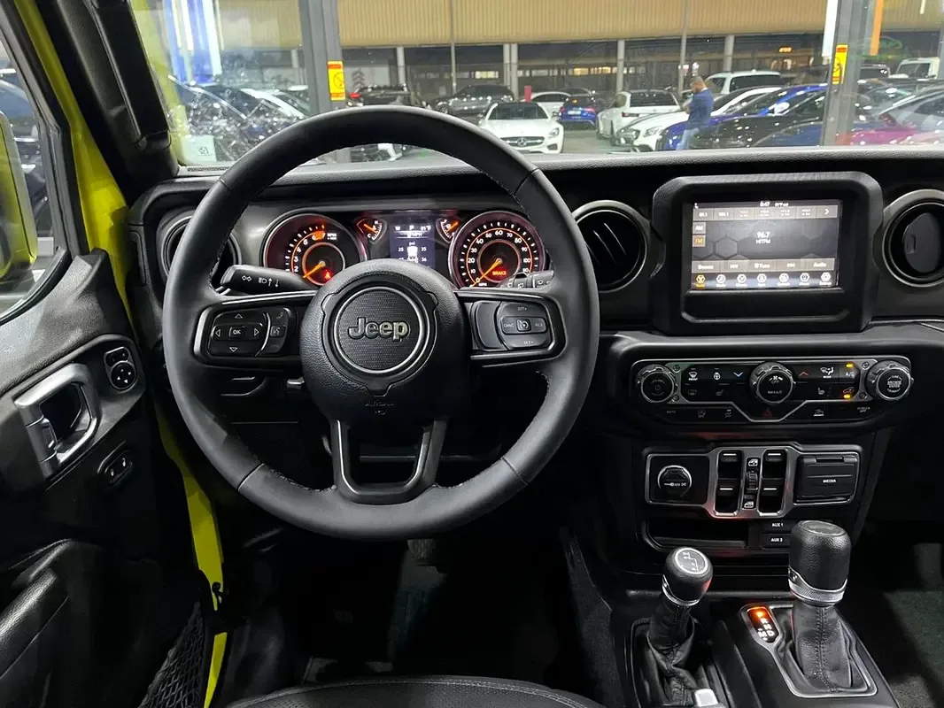 Jeep Wrangler 3.6 AT AWD (290 hp) - 17