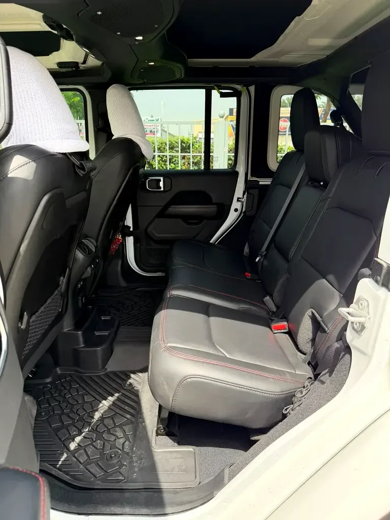 Jeep Wrangler 3.6 AT AWD (290 hp) - 12