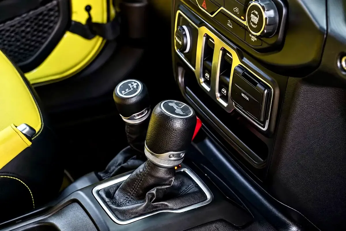 Jeep Wrangler 3.6 AT AWD (290 حصان) - 10