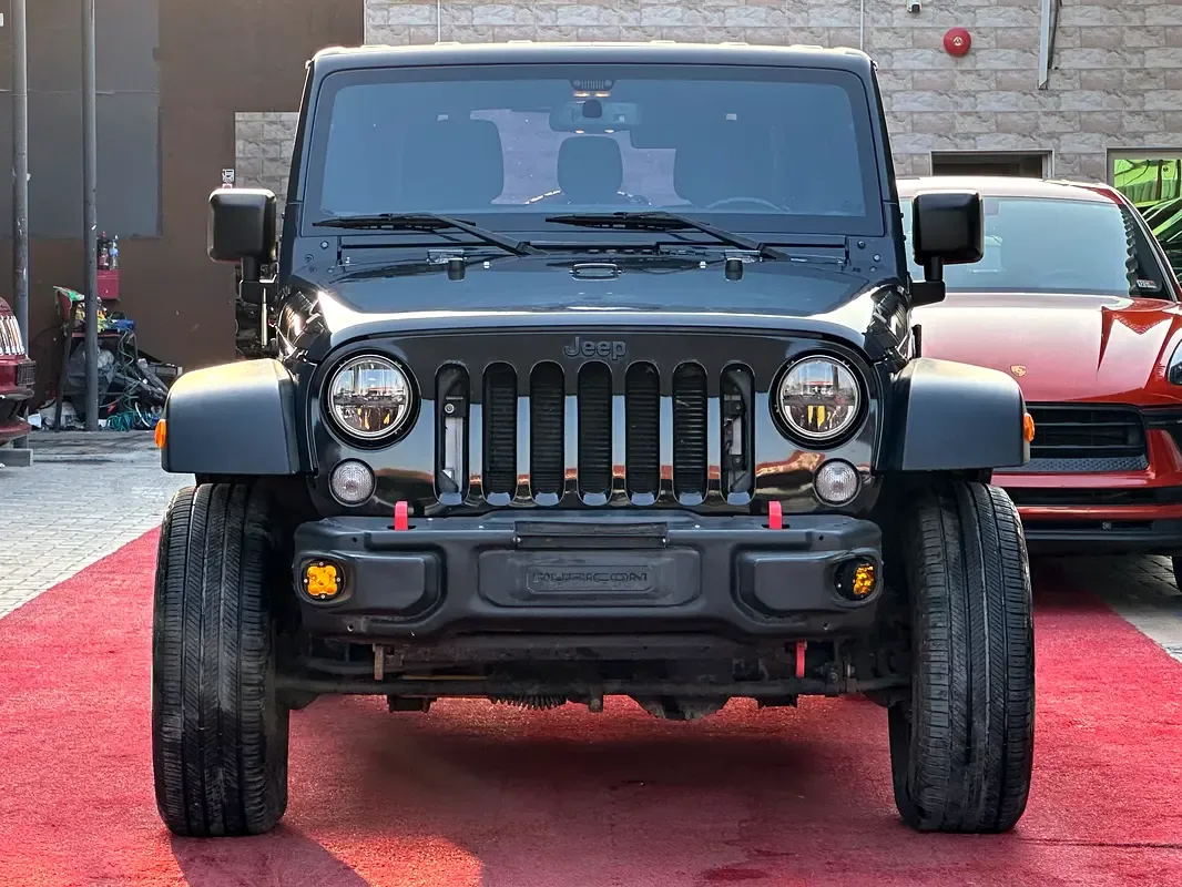 Jeep Wrangler 3.8 AT (199 hp)
