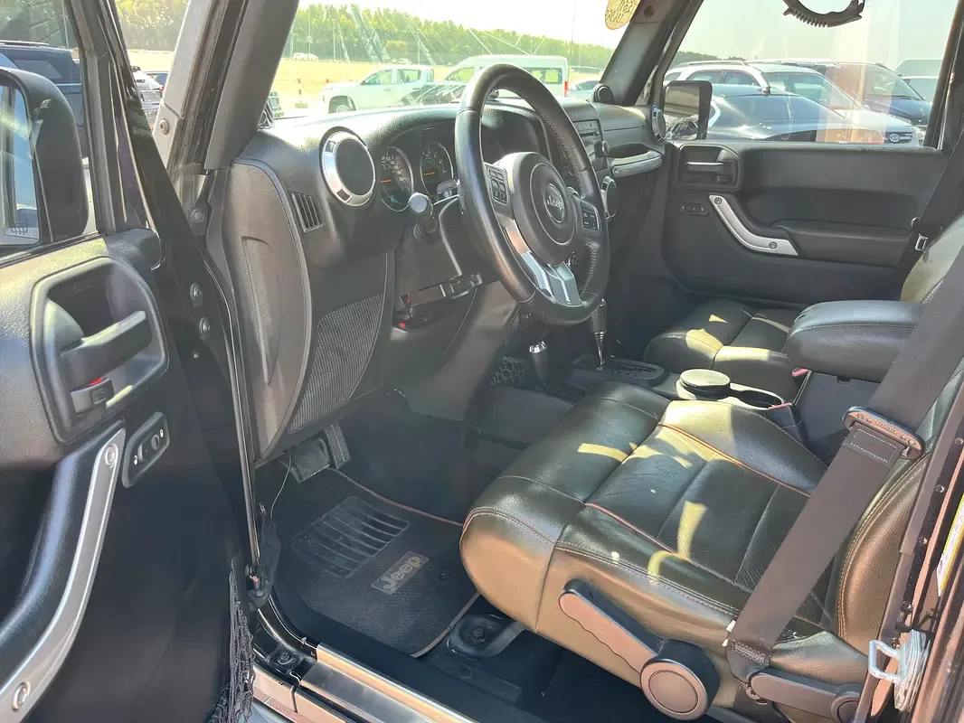 Jeep Wrangler 3.8 AT (199 hp) - 7